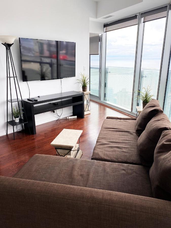 Ihost Suites Ice Condo Торонто Екстериор снимка