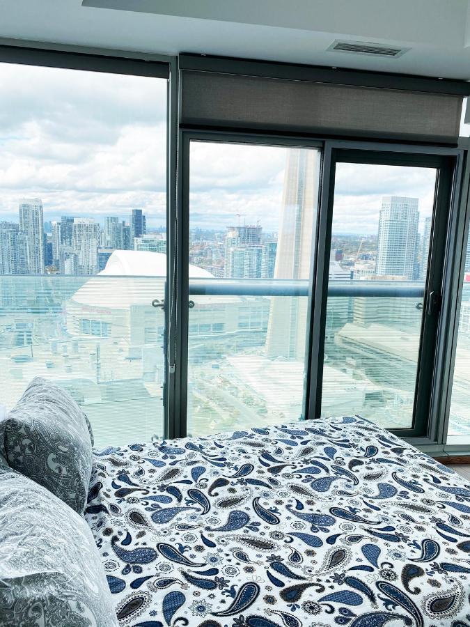 Ihost Suites Ice Condo Торонто Екстериор снимка