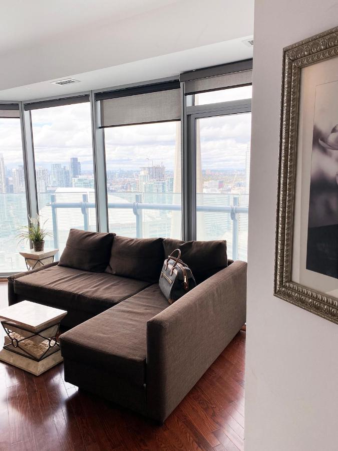 Ihost Suites Ice Condo Торонто Екстериор снимка