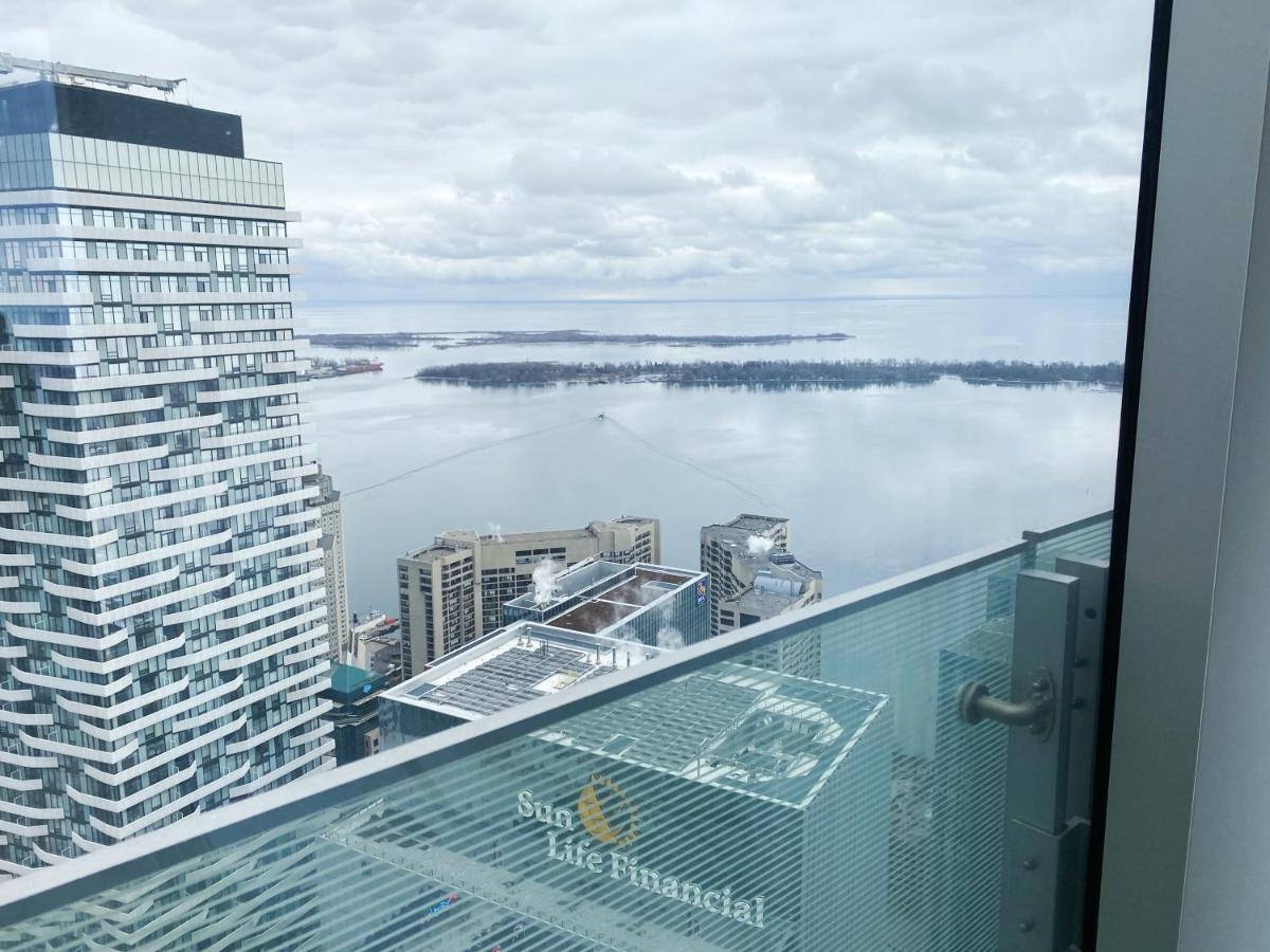 Ihost Suites Ice Condo Торонто Екстериор снимка