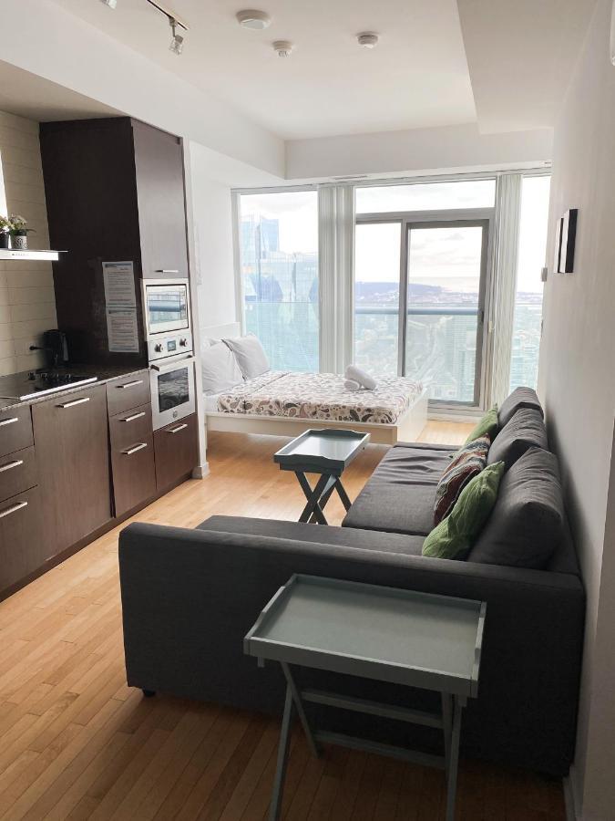 Ihost Suites Ice Condo Торонто Екстериор снимка