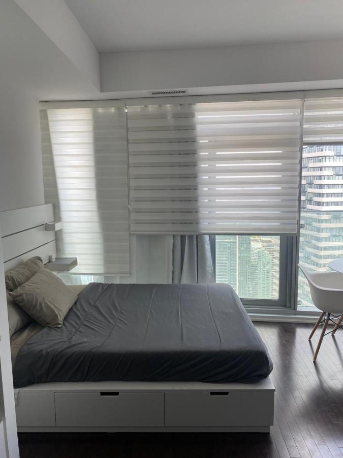 Ihost Suites Ice Condo Торонто Екстериор снимка