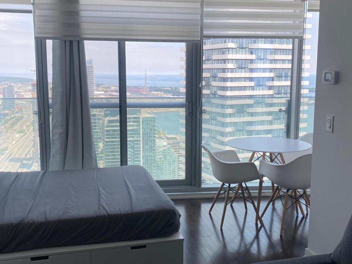 Ihost Suites Ice Condo Торонто Екстериор снимка