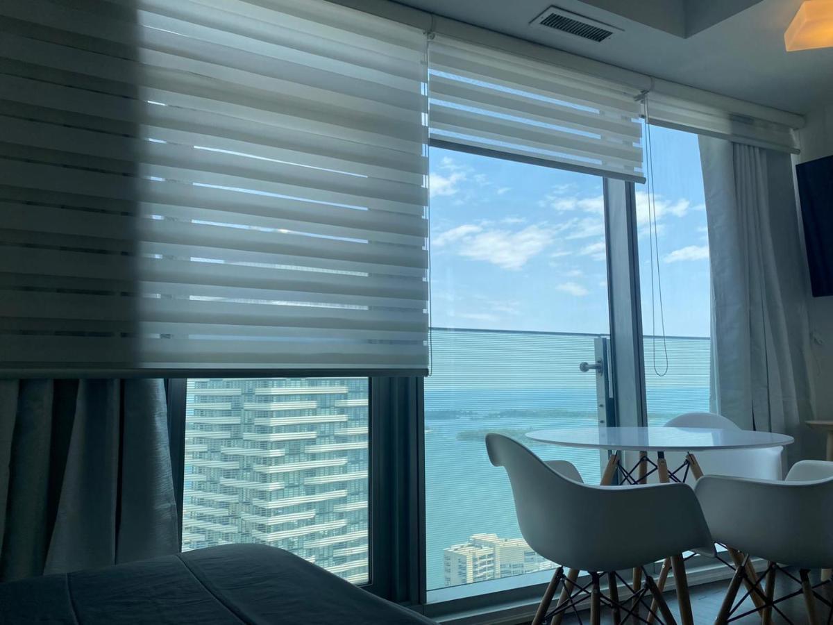 Ihost Suites Ice Condo Торонто Екстериор снимка