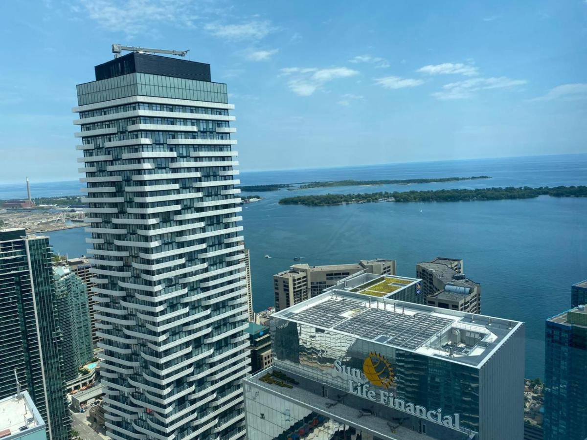 Ihost Suites Ice Condo Торонто Екстериор снимка